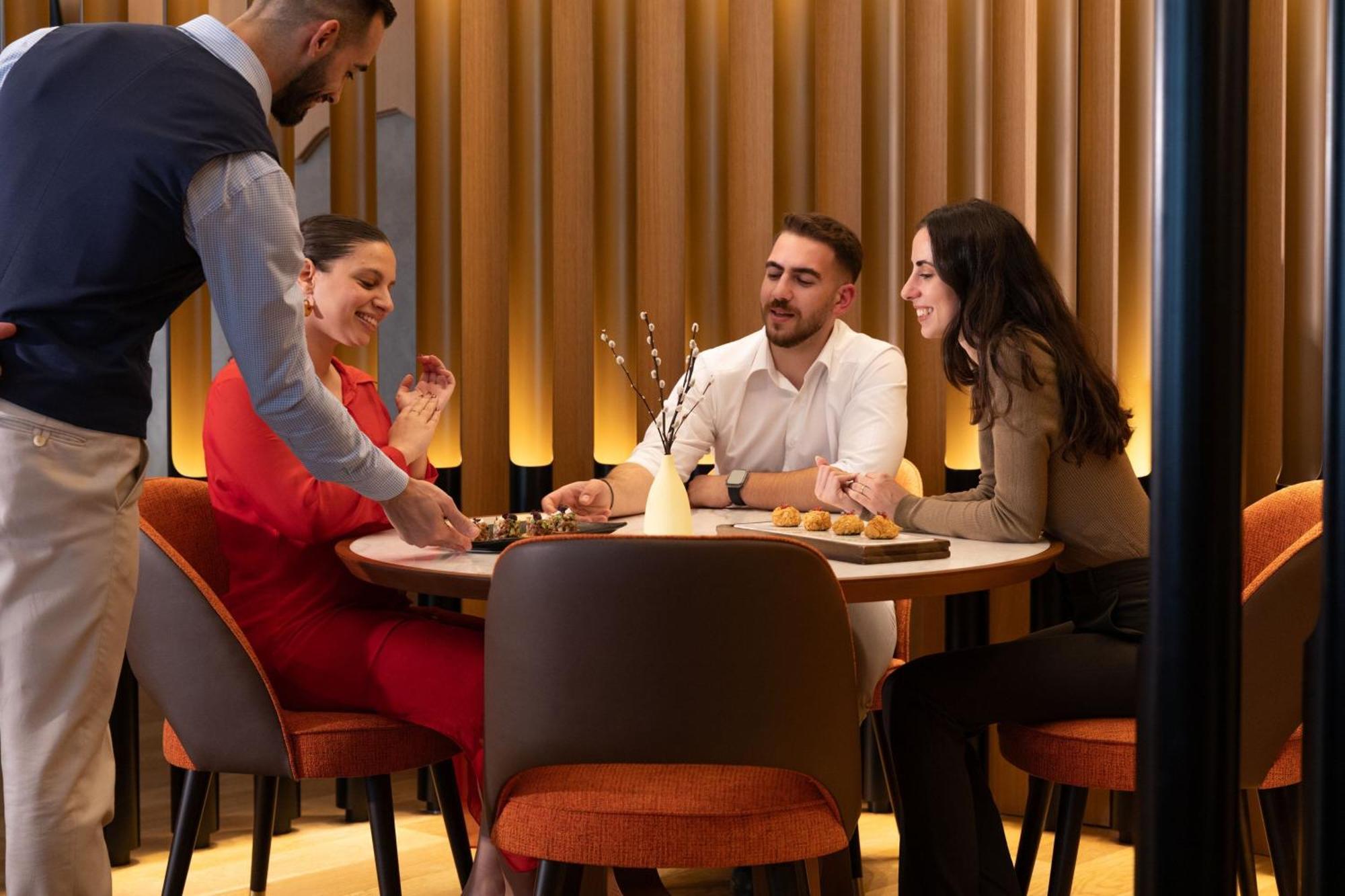 Tirana Marriott Hotel Ngoại thất bức ảnh