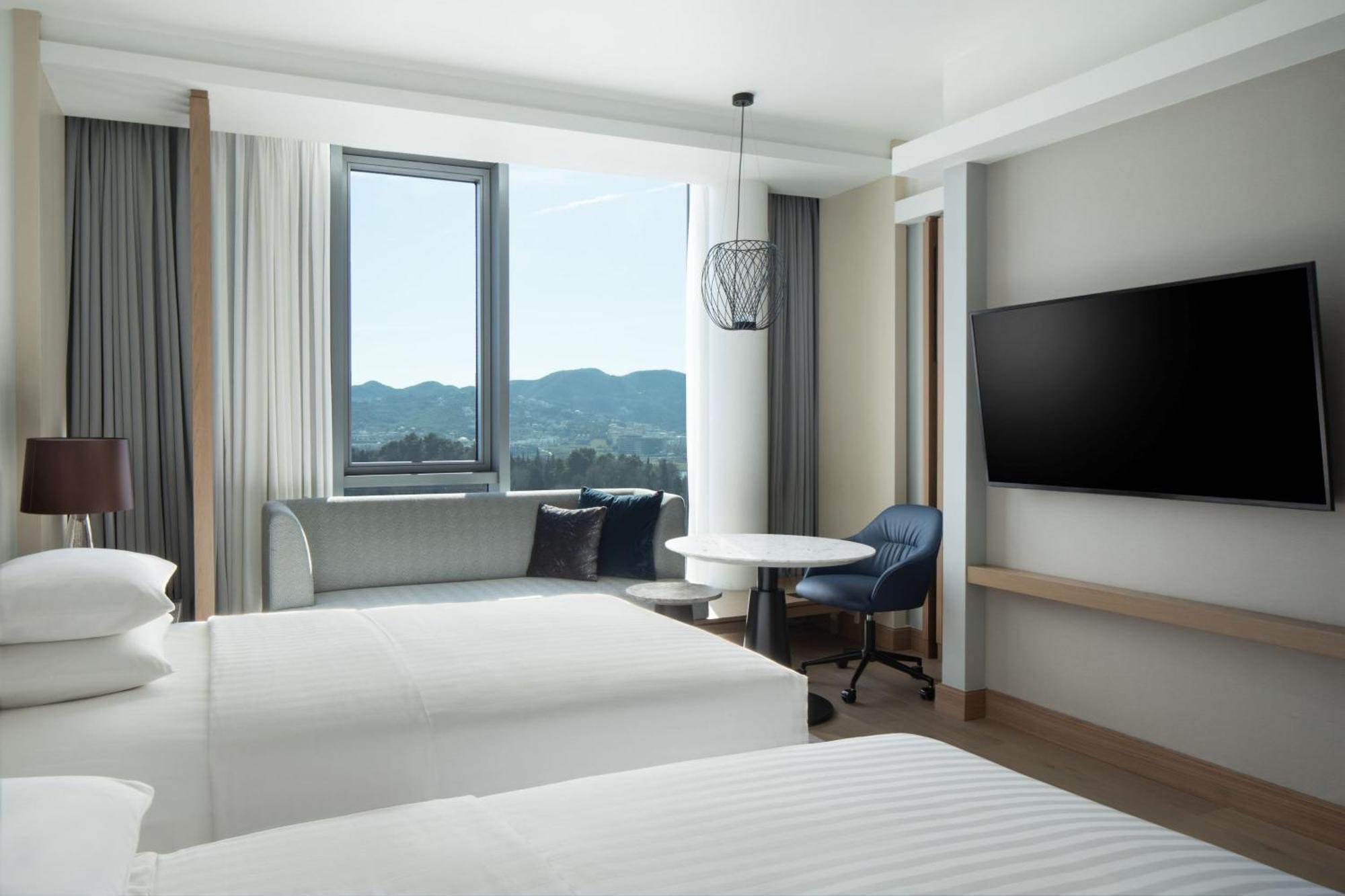 Tirana Marriott Hotel Ngoại thất bức ảnh