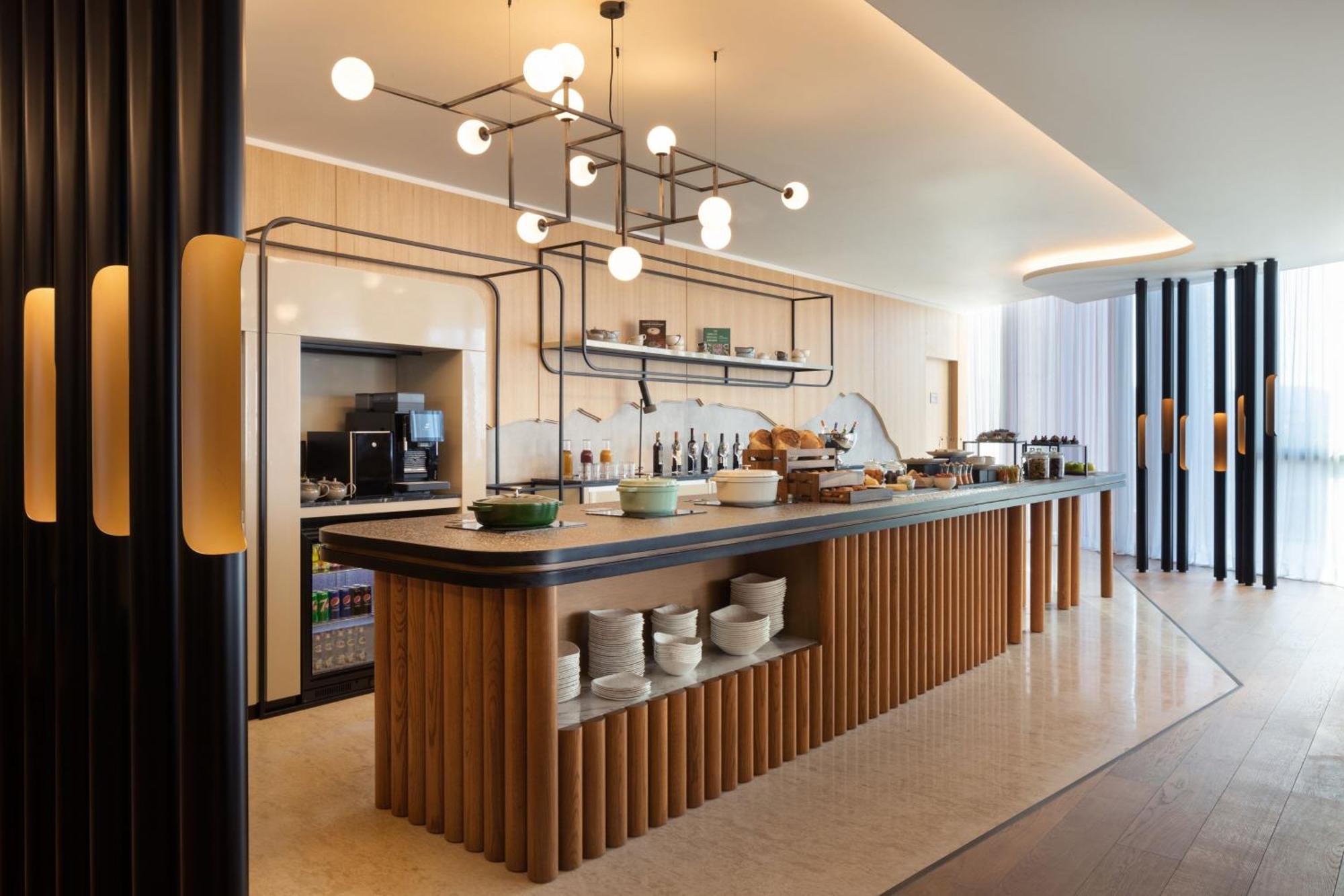 Tirana Marriott Hotel Ngoại thất bức ảnh