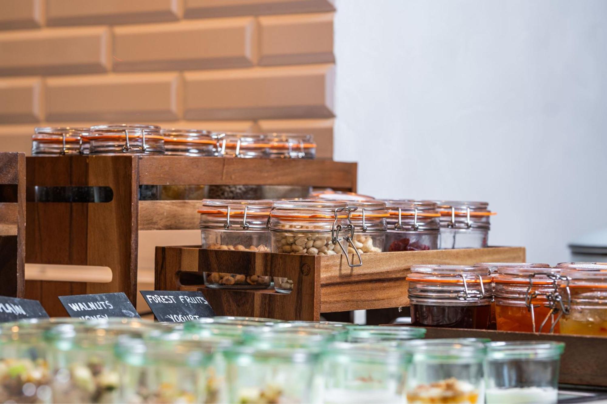 Tirana Marriott Hotel Ngoại thất bức ảnh